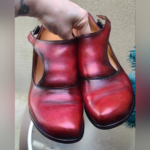 Fluevog Wearever Gracias  size 6 - Picture 2 of 9